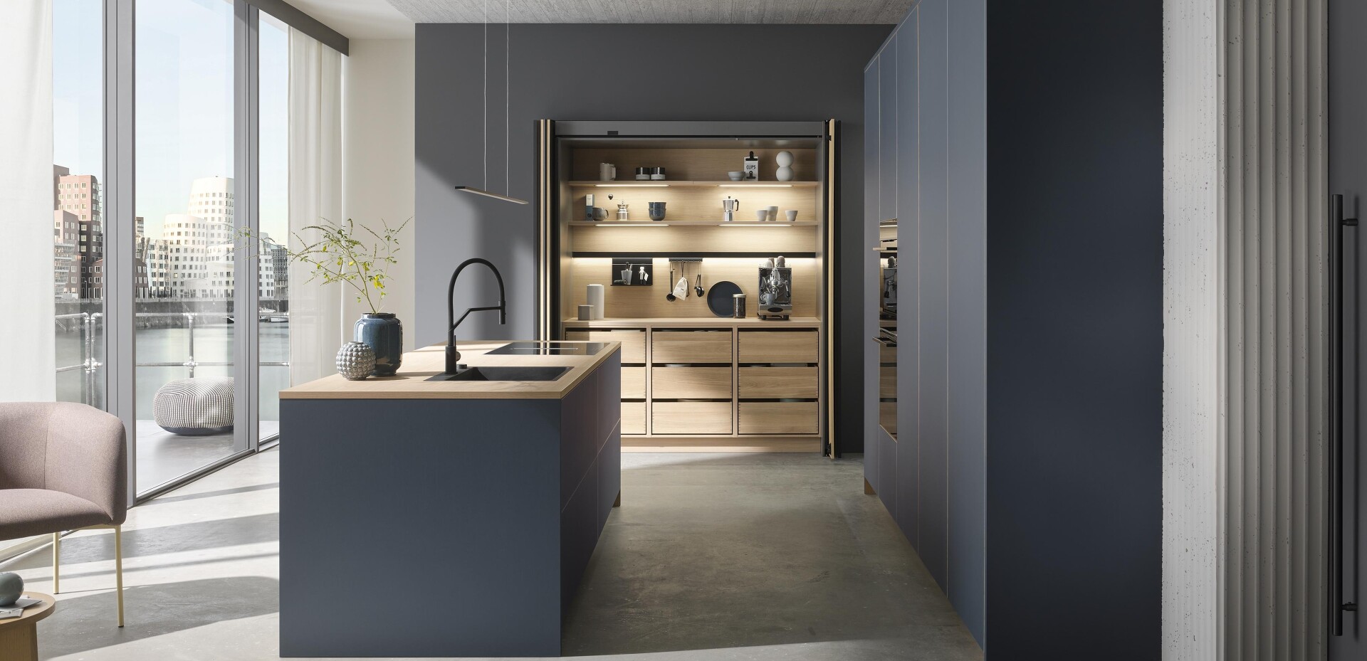 WILLKOMMEN BEI RAUMWERK EWERING IN METELEN
WILLKOMMEN BEI RAUMWERK EWERING IN METELEN